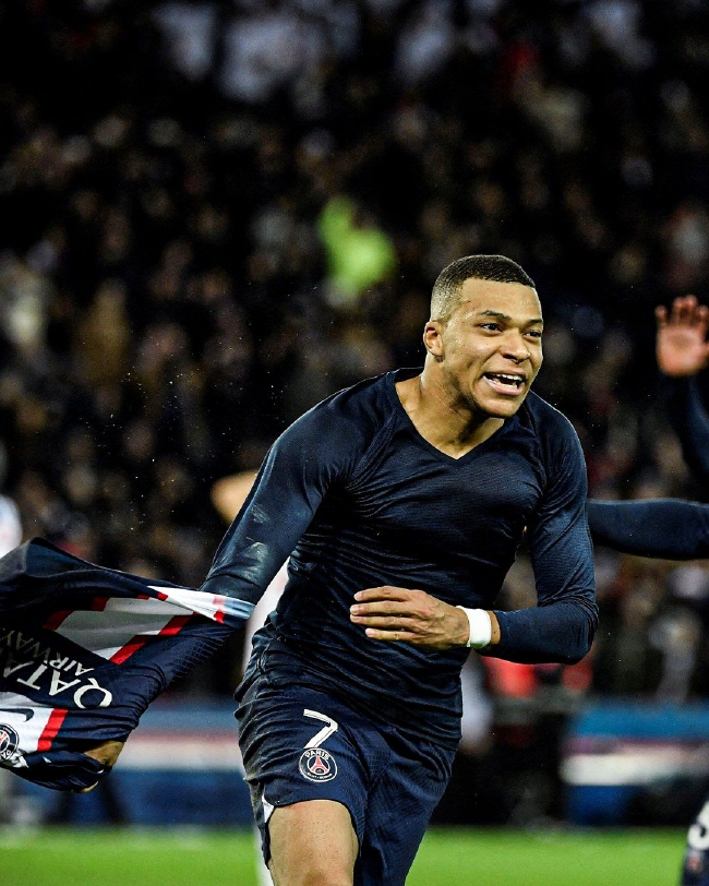  斯特拉斯堡绝杀布雷斯特跳出降级区  