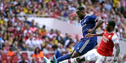  菲尔特防守密不透风，零封对手拿下保级大战